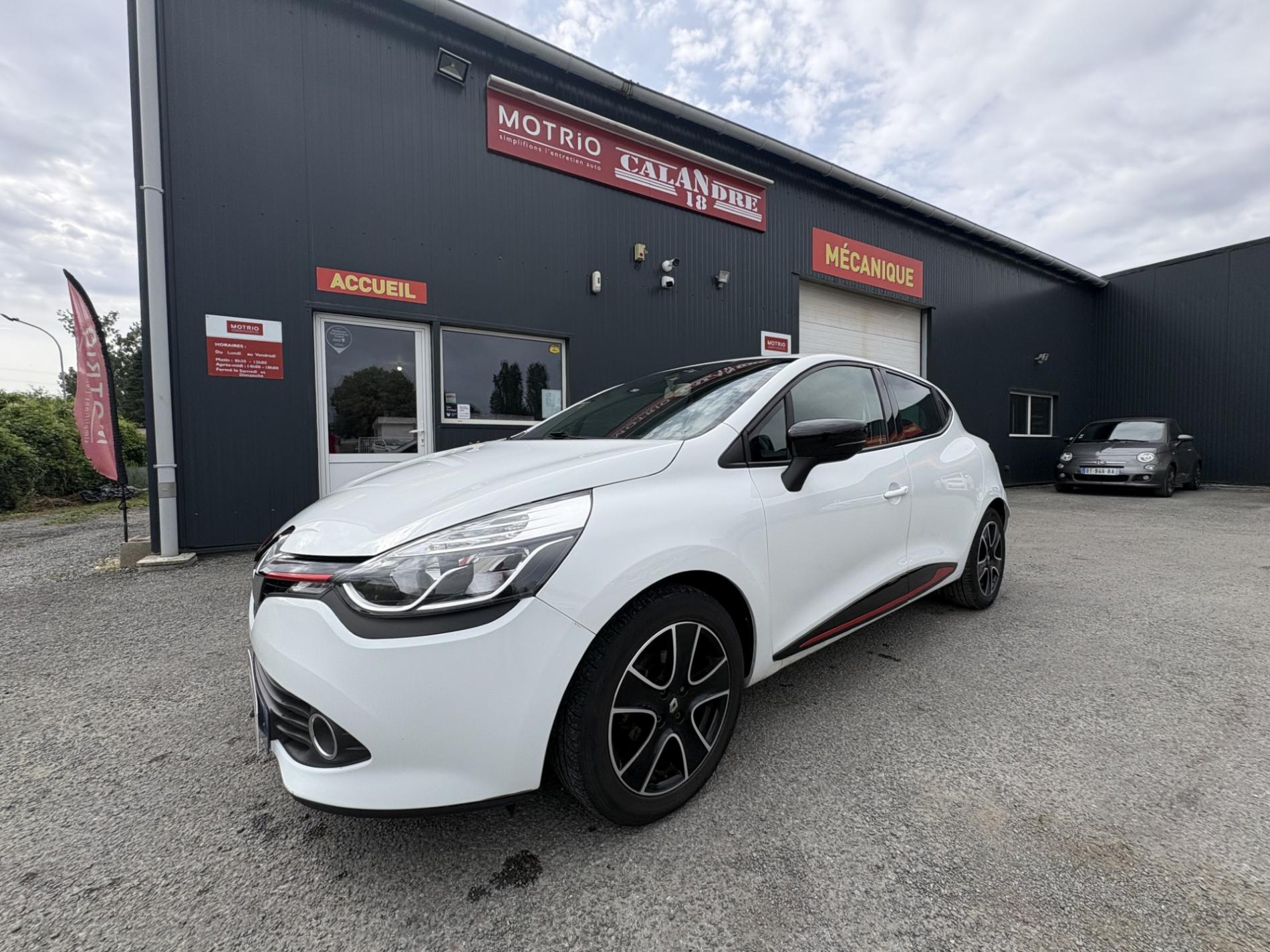 RENAULT CLIO